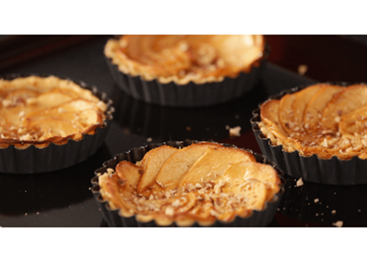 recipe image Délicieuse tarte aux pommes au caramel salé
