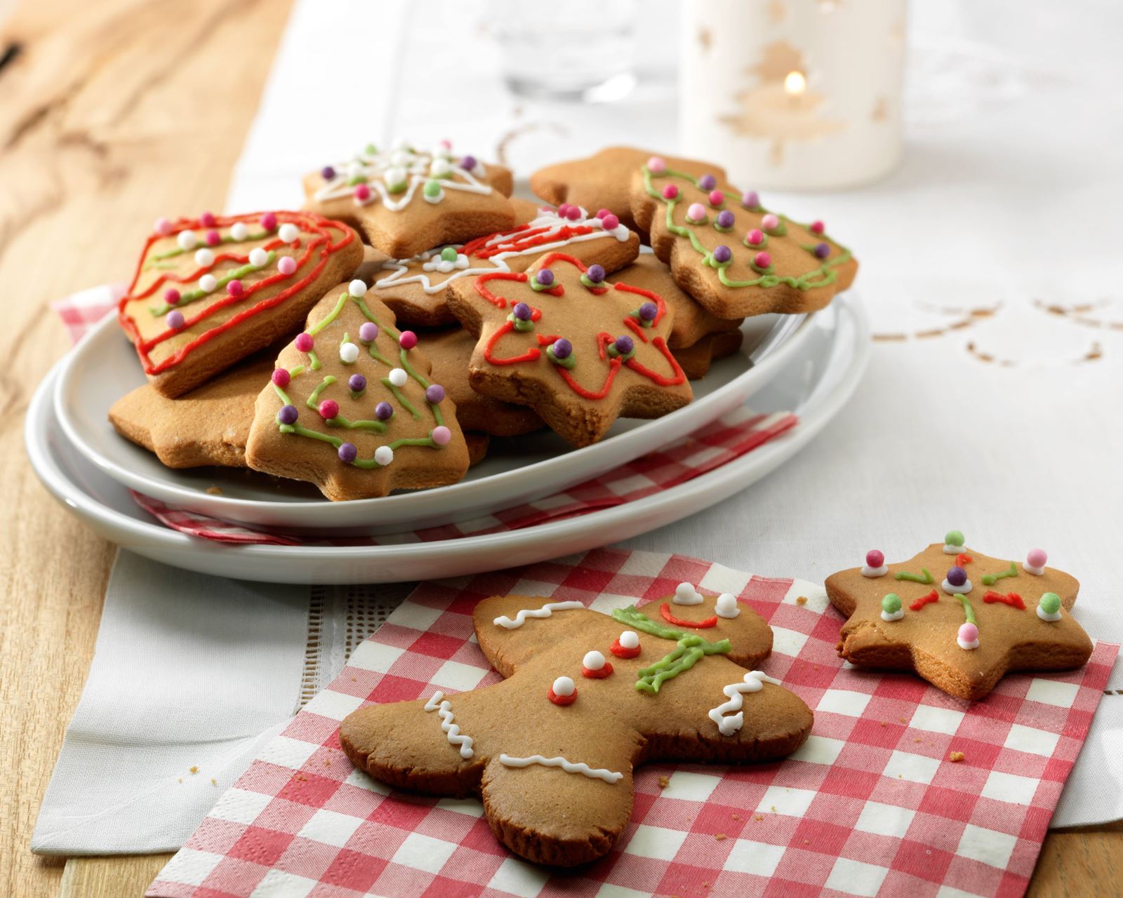 recipe image Biscuits de Noël au gingembre