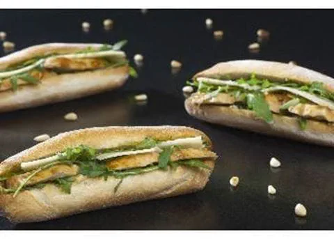 recipe image Sandwich poulet pesto maison